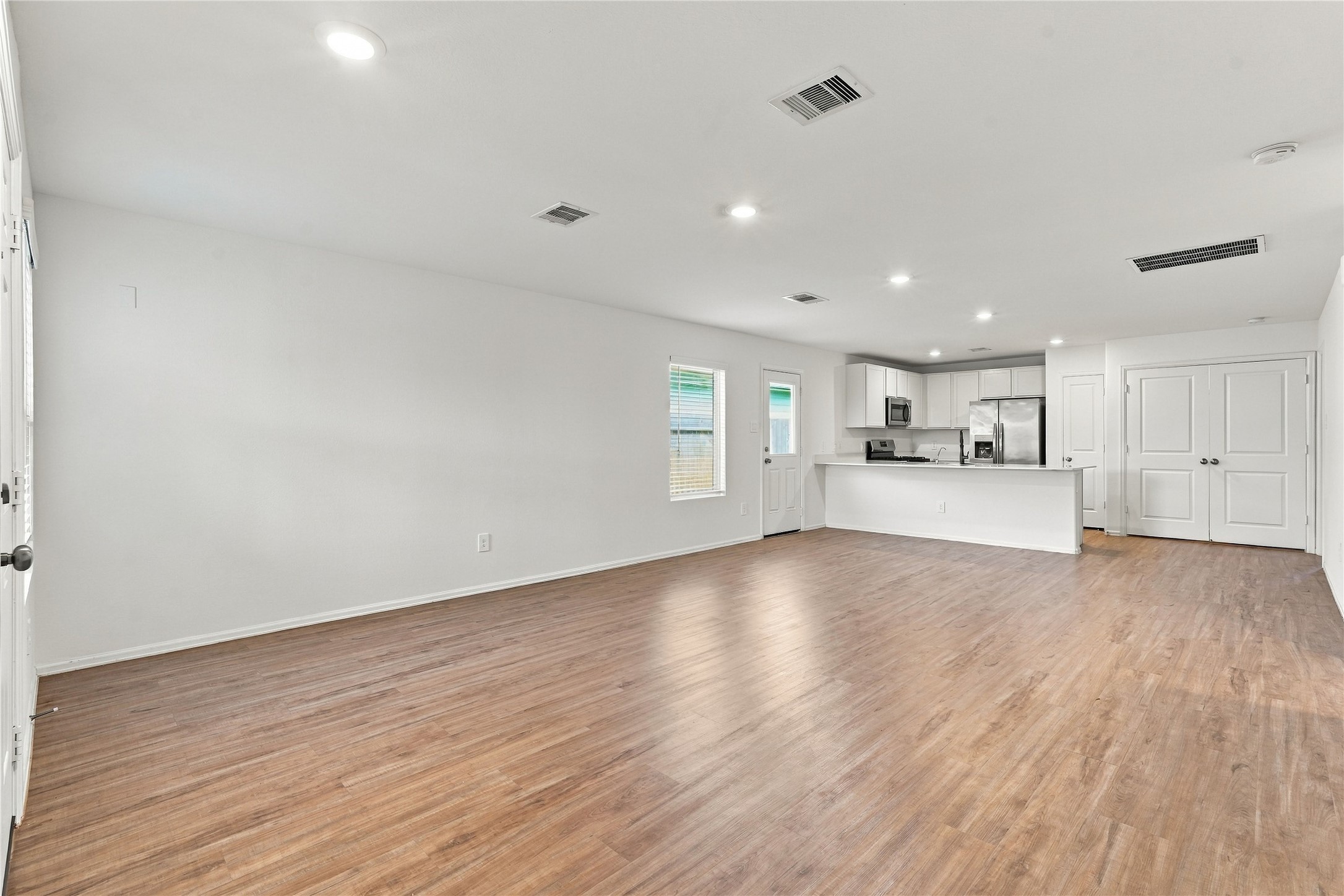 967 Oak Mist Lane, Magnolia, TX 77354