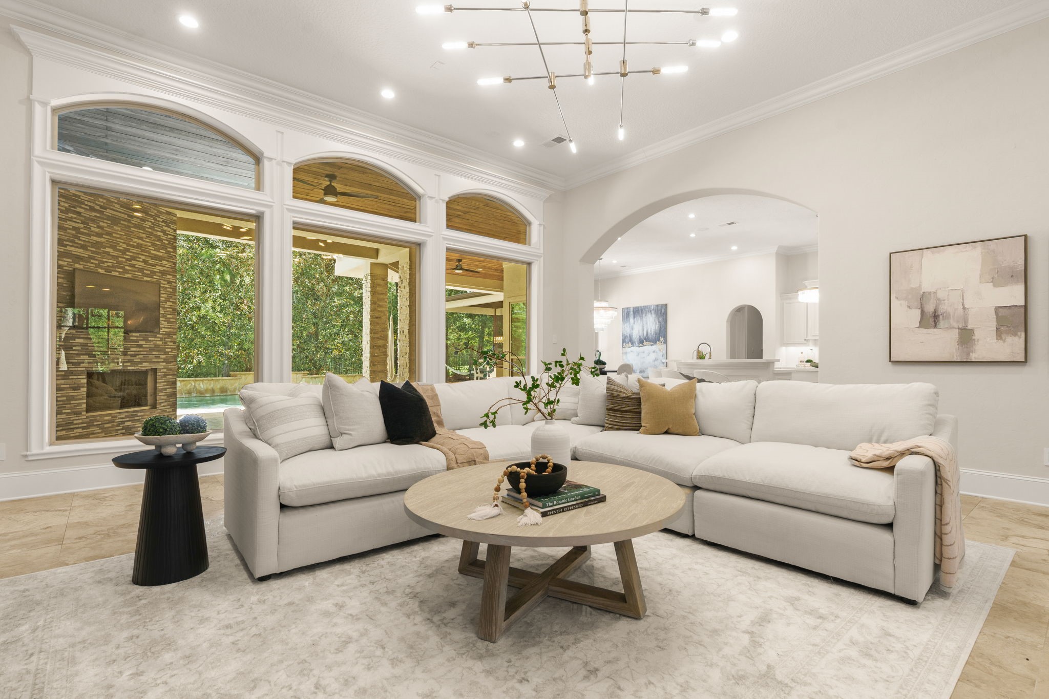 98 W Ambassador Bend, The Woodlands, TX 77382