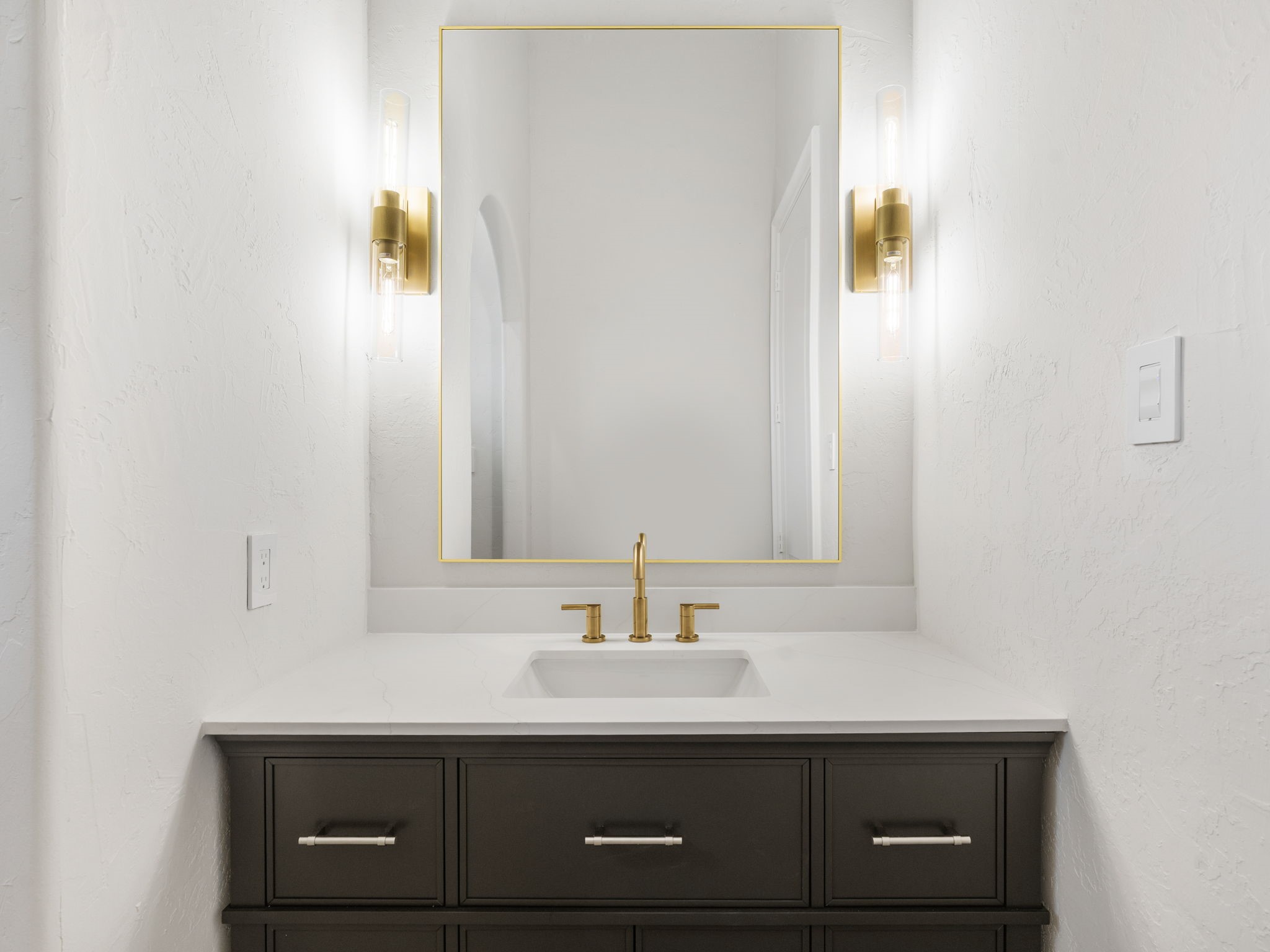 98 W Ambassador Bend, The Woodlands, TX 77382