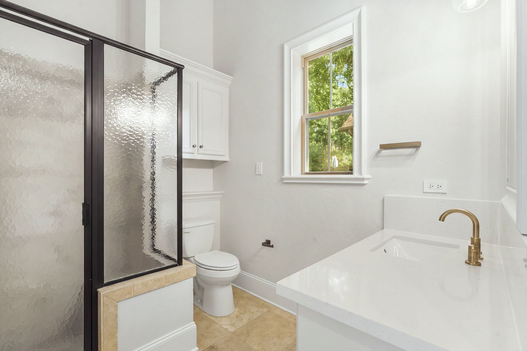 98 W Ambassador Bend, The Woodlands, TX 77382