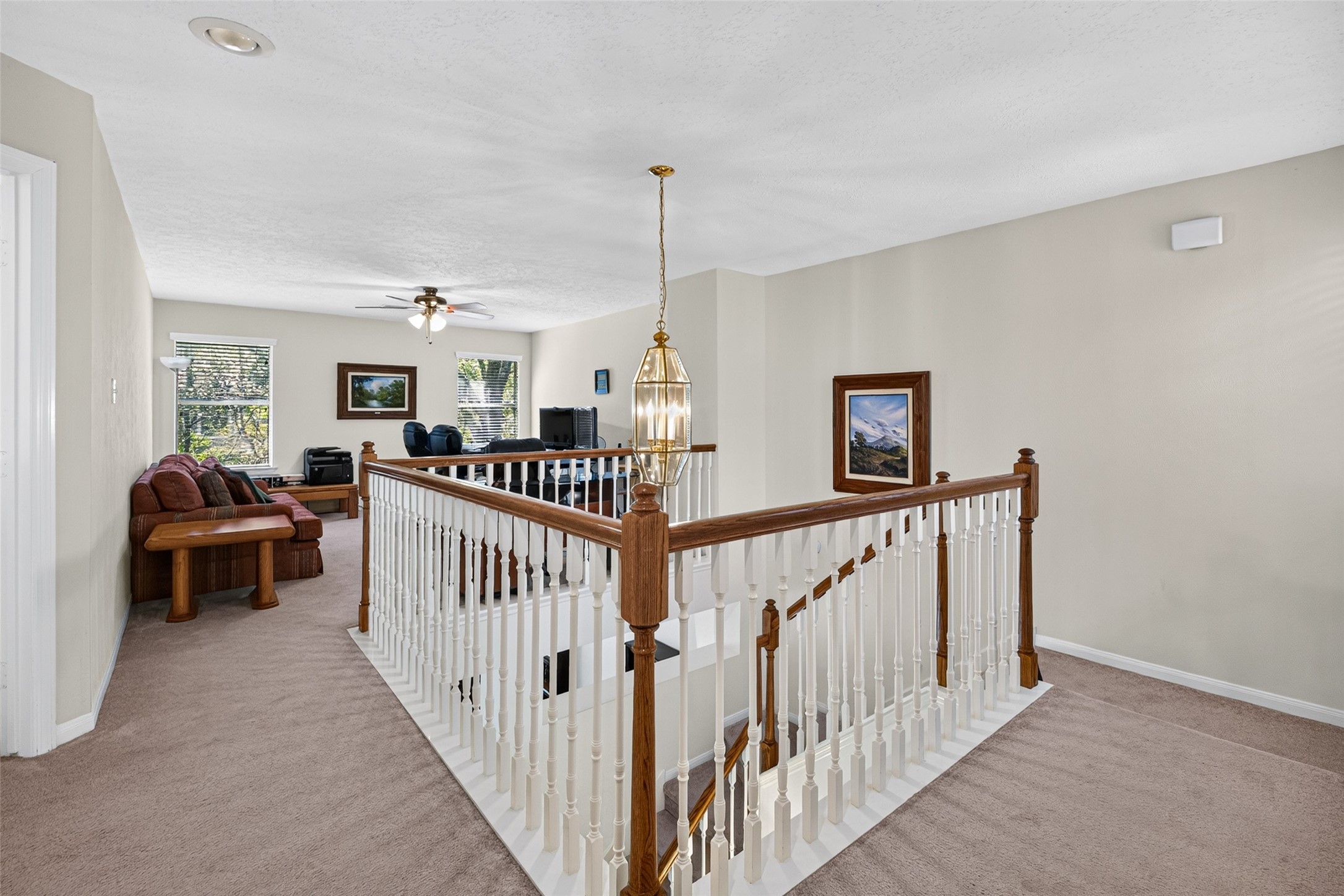 18 Valley Oaks Circle, The Woodlands, TX 77382