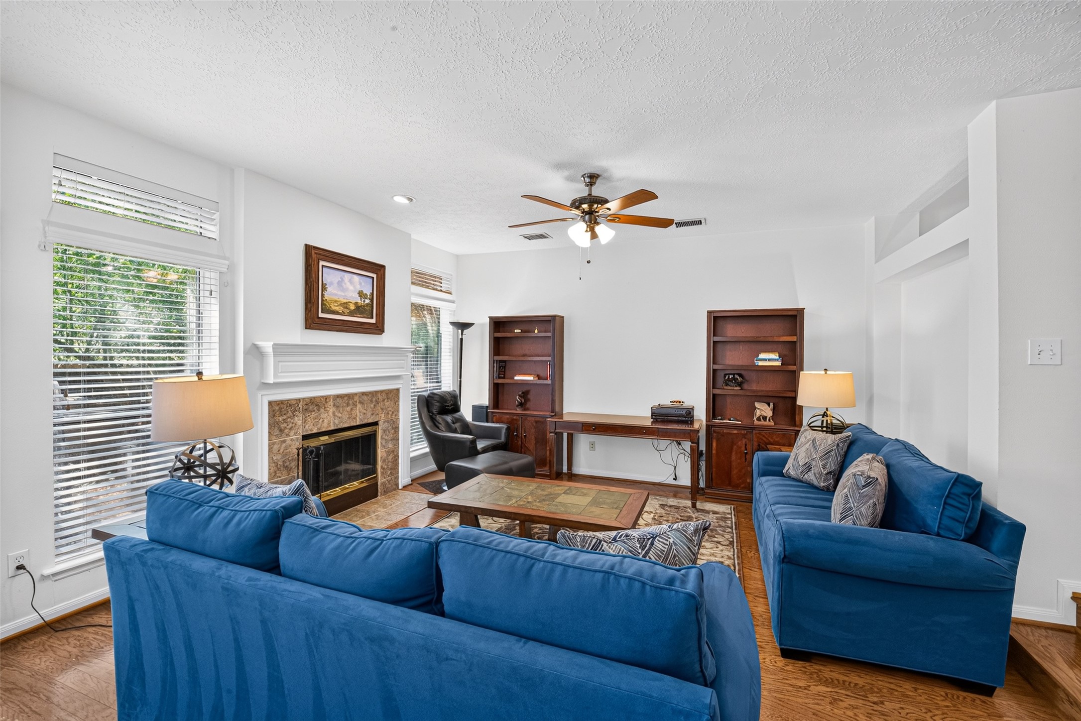 18 Valley Oaks Circle, The Woodlands, TX 77382