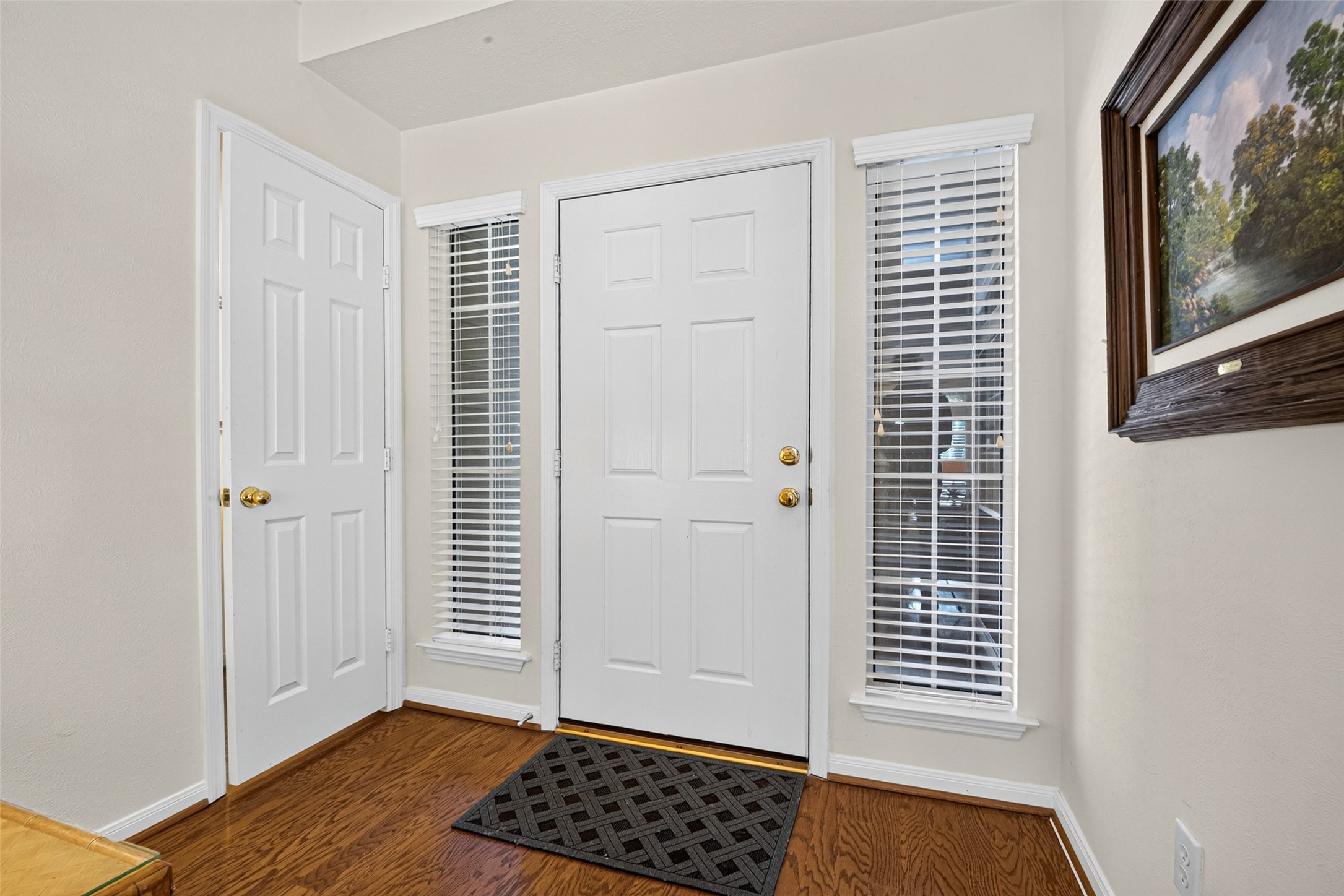 18 Valley Oaks Circle, The Woodlands, TX 77382