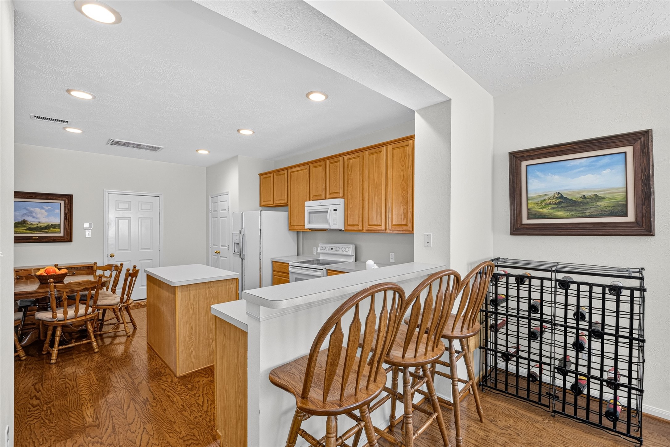 18 Valley Oaks Circle, The Woodlands, TX 77382