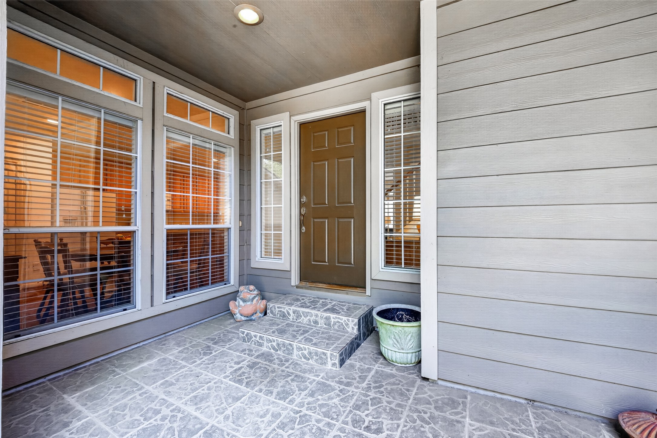18 Valley Oaks Circle, The Woodlands, TX 77382