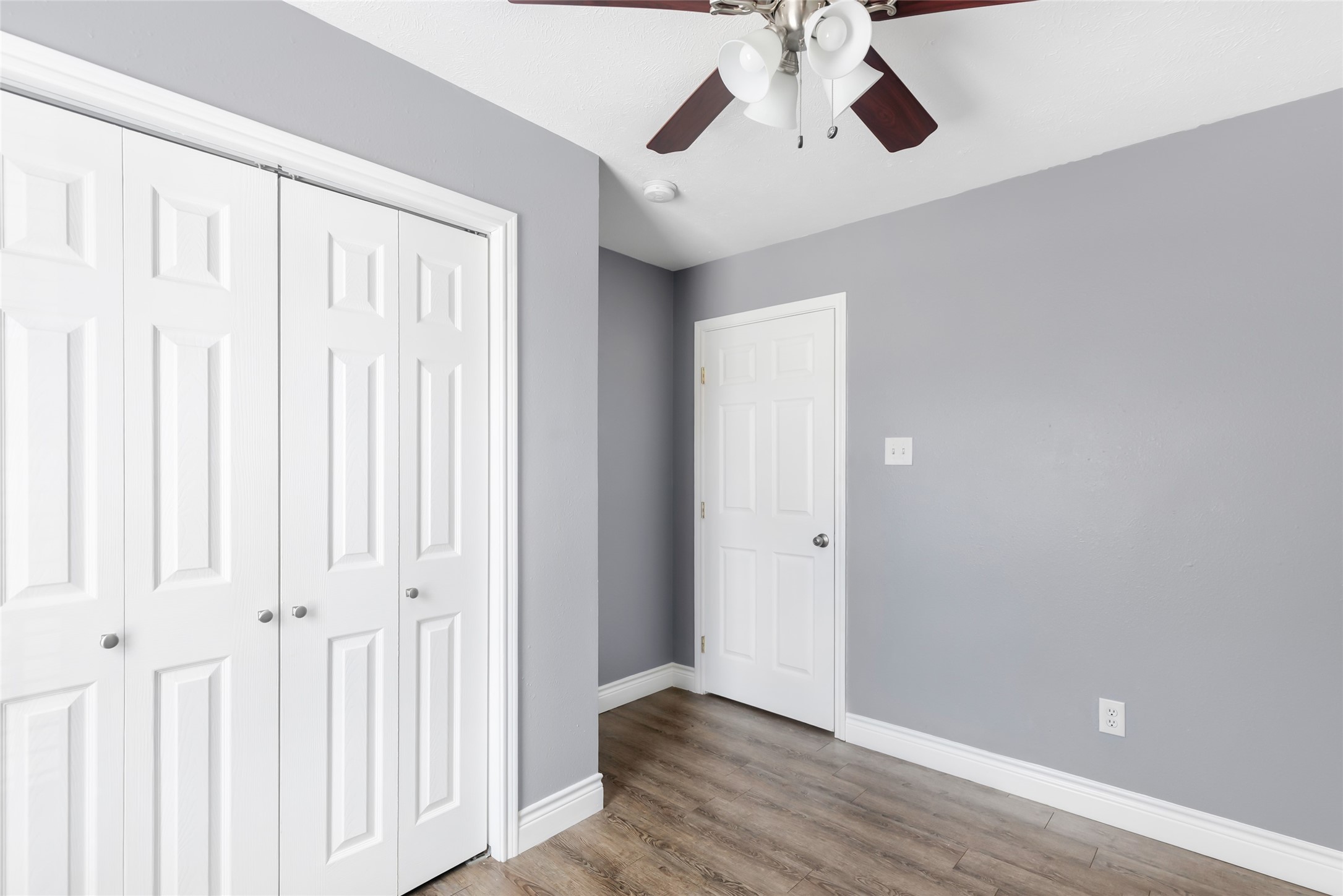 204 W James Street, Baytown, TX 77520