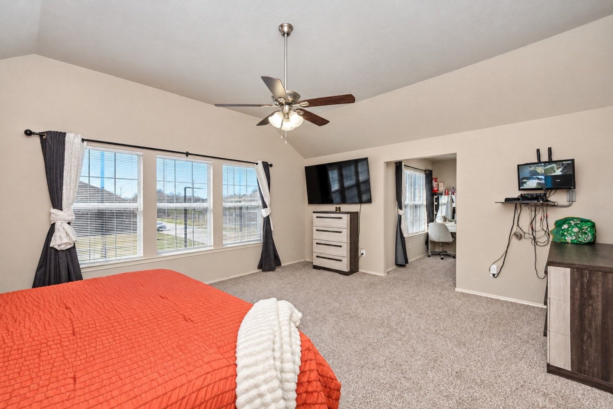 1403 Rising Springs Lane, Houston, TX 77073