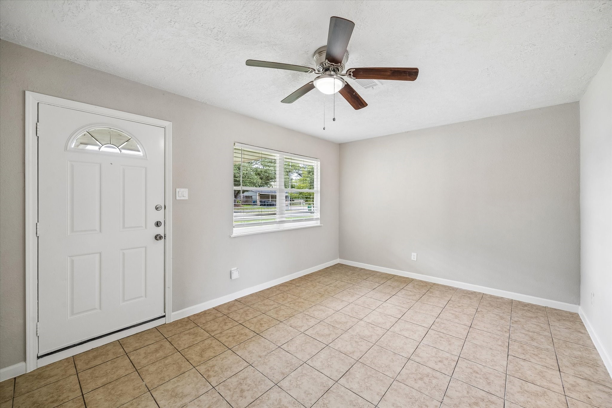 626 Sulphur Street, Houston, TX 77034