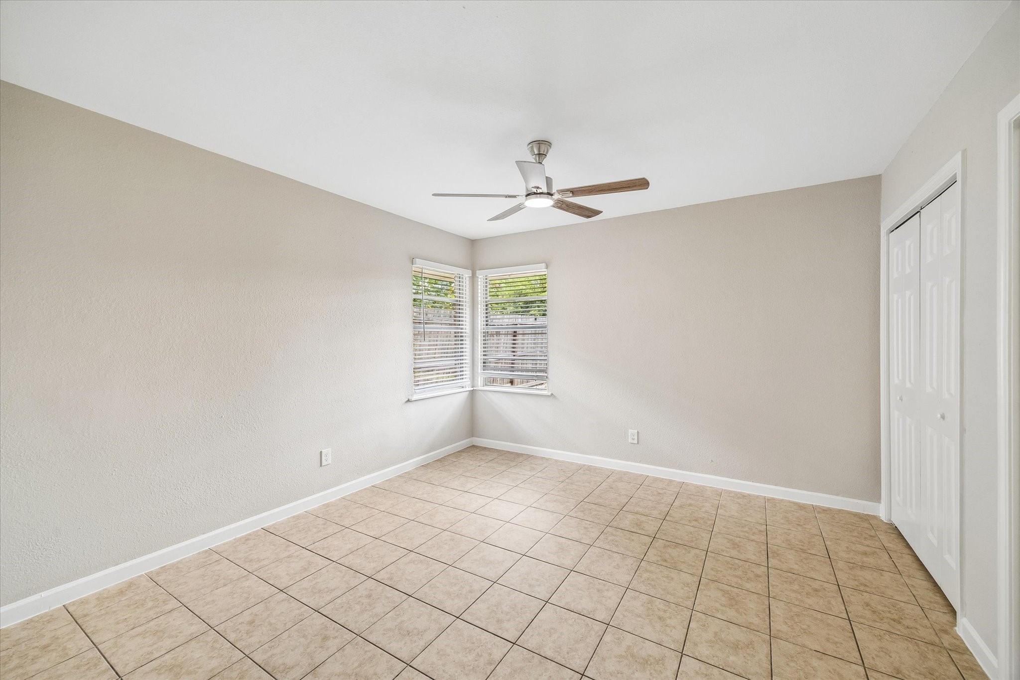 626 Sulphur Street, Houston, TX 77034
