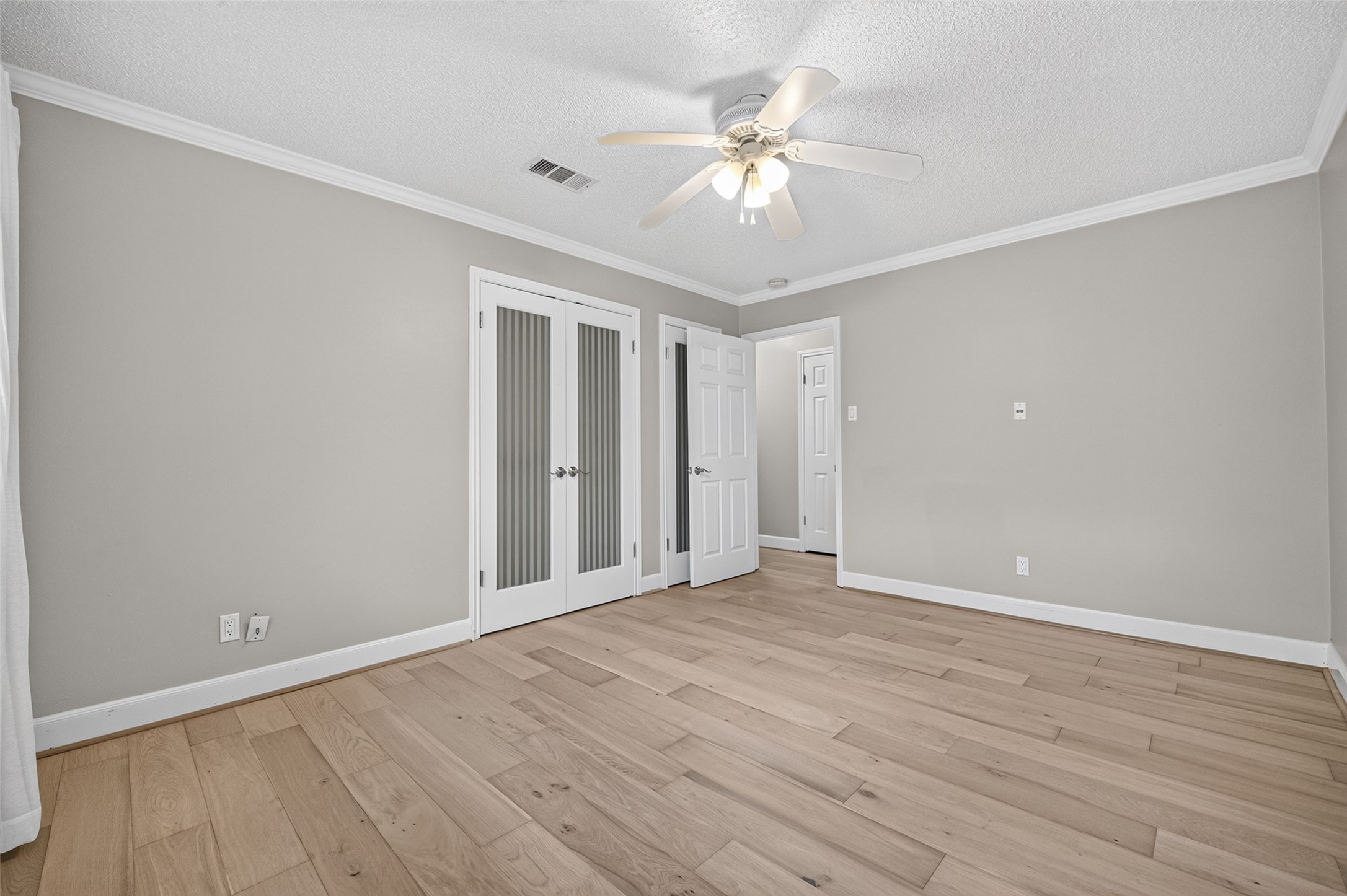 10118 Briar Forest Drive, Houston, TX 77042