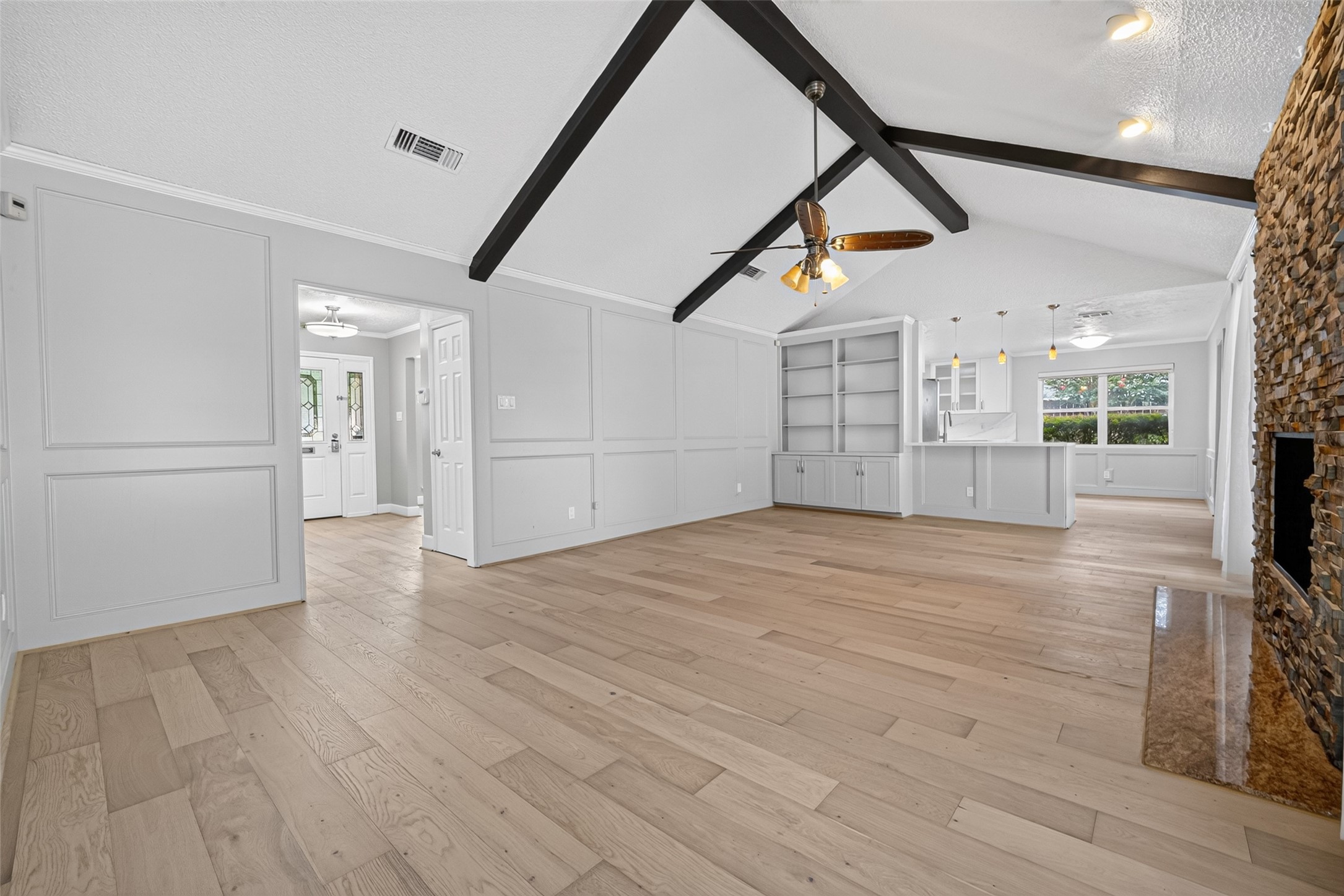 10118 Briar Forest Drive, Houston, TX 77042