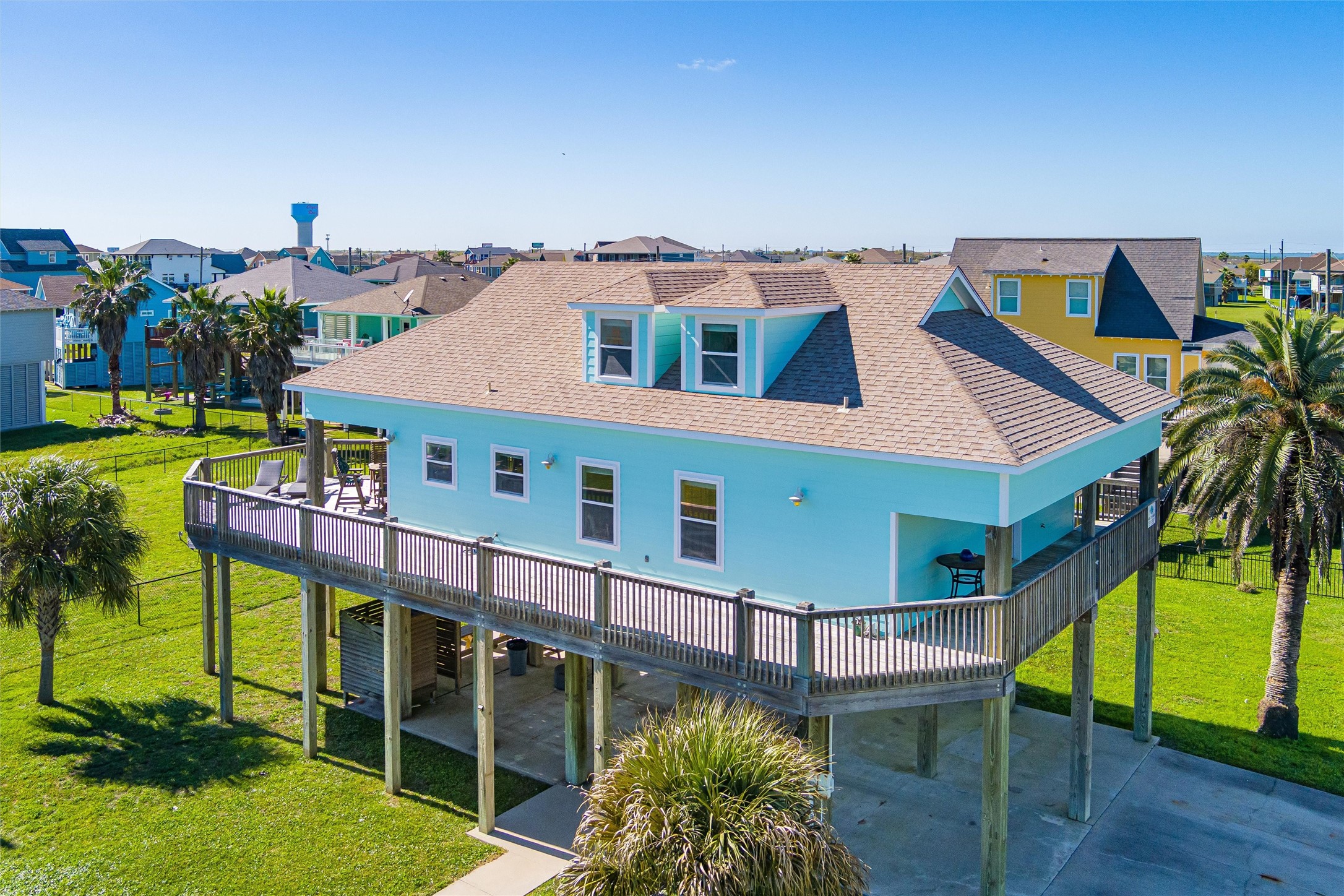 2011 Vista, Crystal Beach, TX 77650