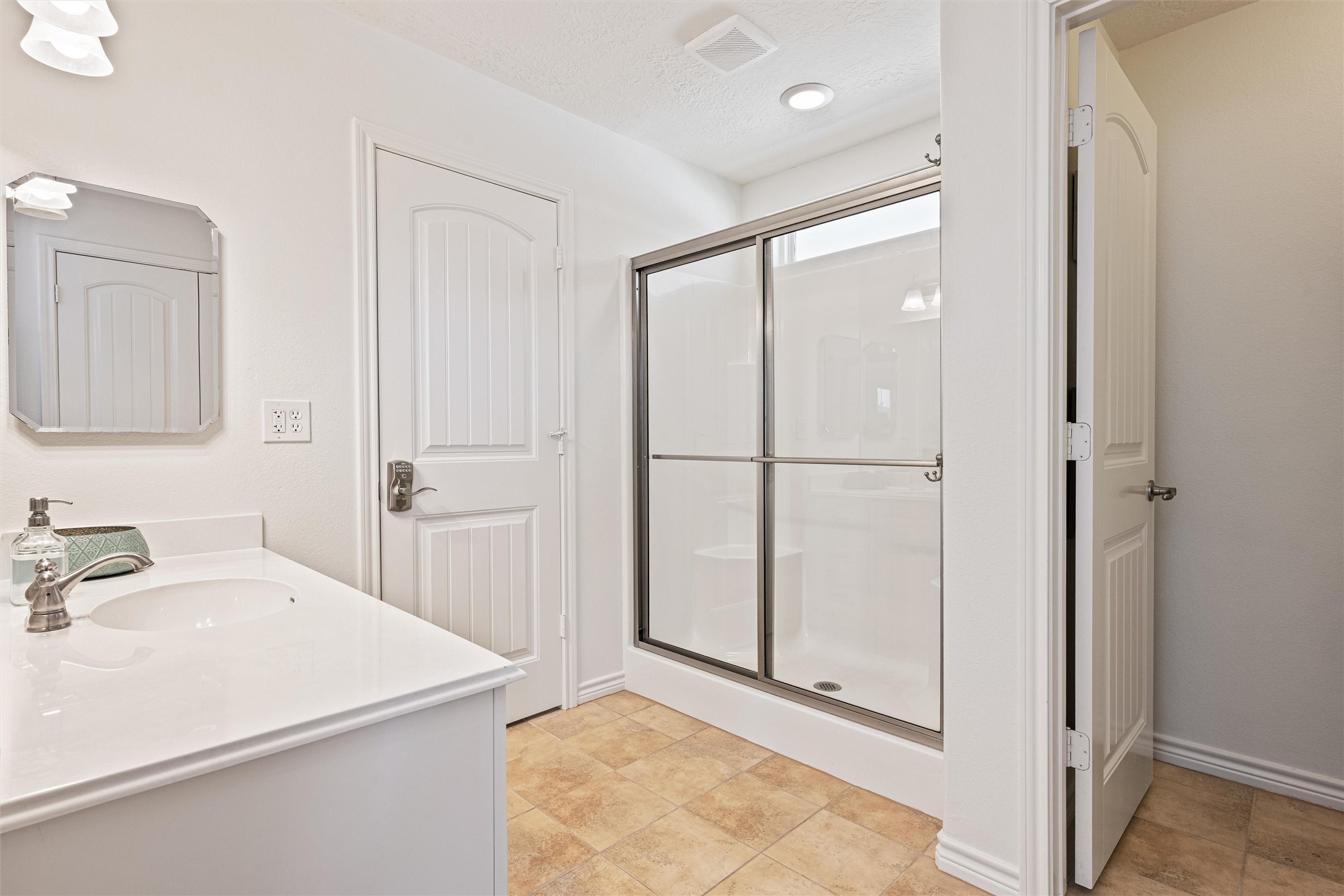 2011 Vista, Crystal Beach, TX 77650