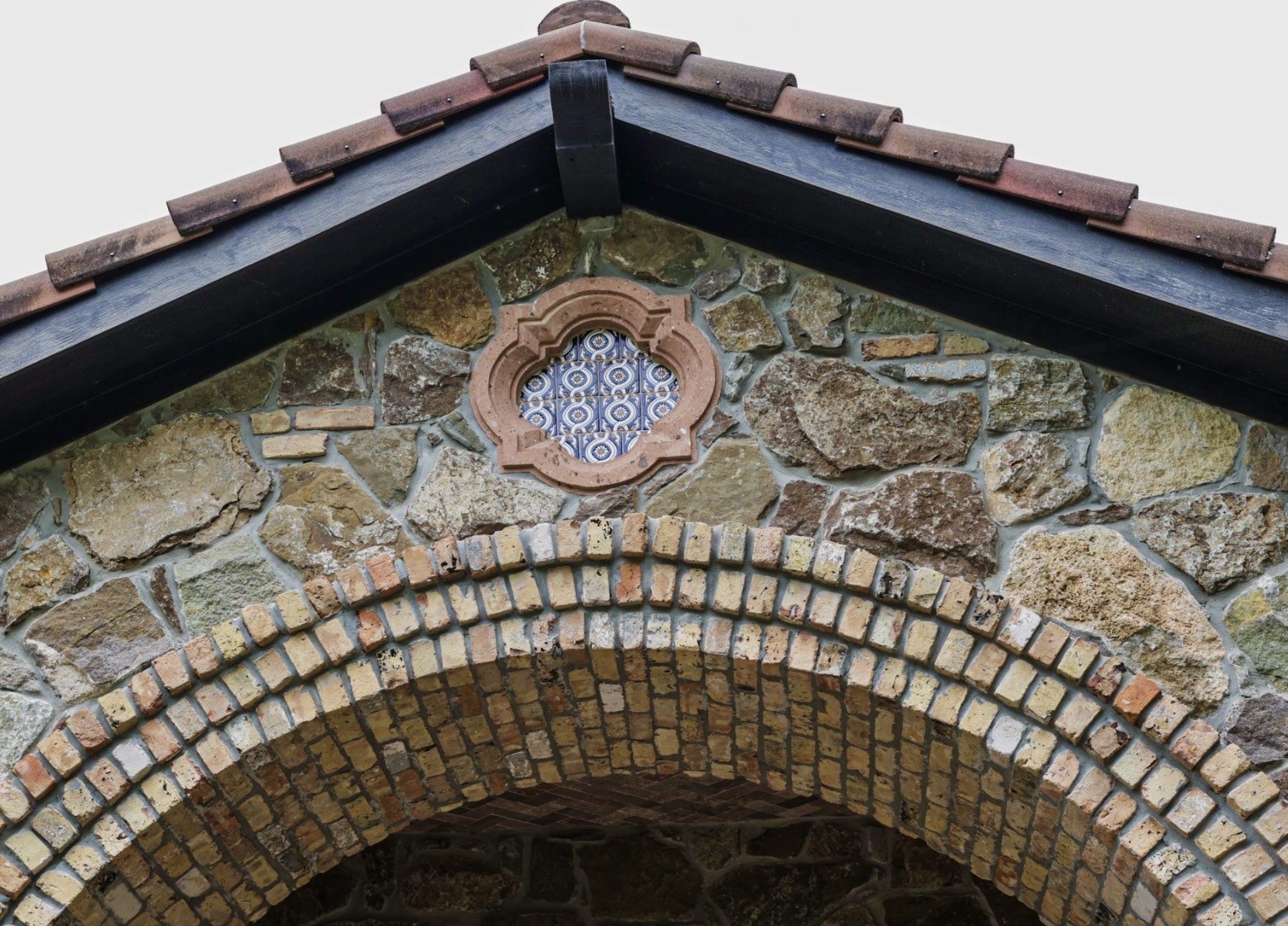 Gorgeous stone details! Gorgeous stone details!