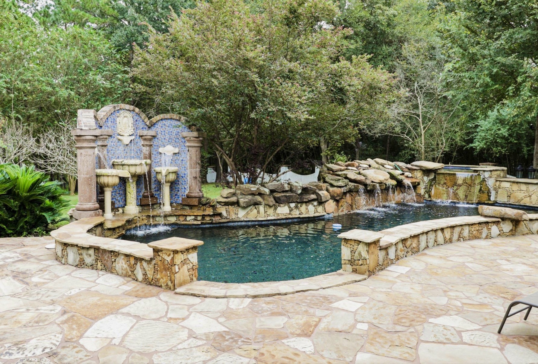 Your own Mediterranean oasis!