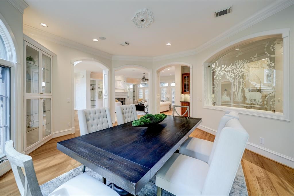 4951 Tilbury Estates Drive, Houston, TX 77056