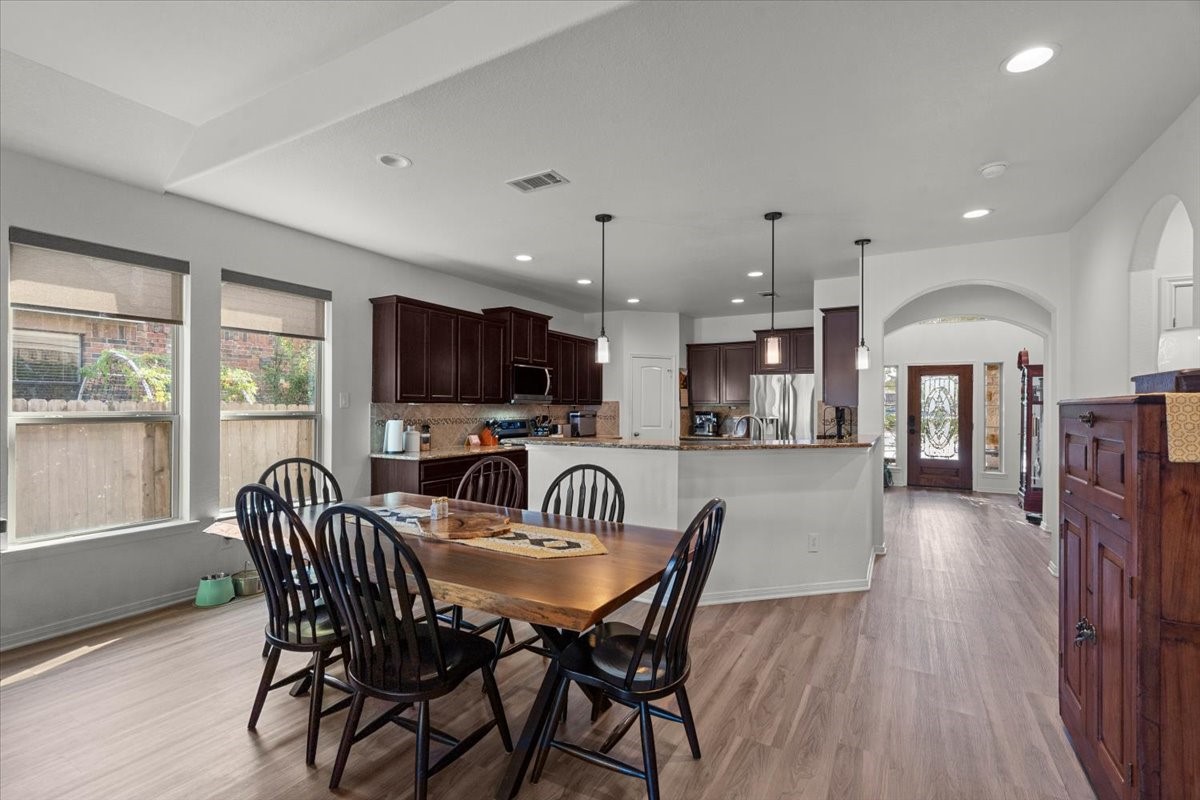 944 Francesca Court, League City, TX 77573