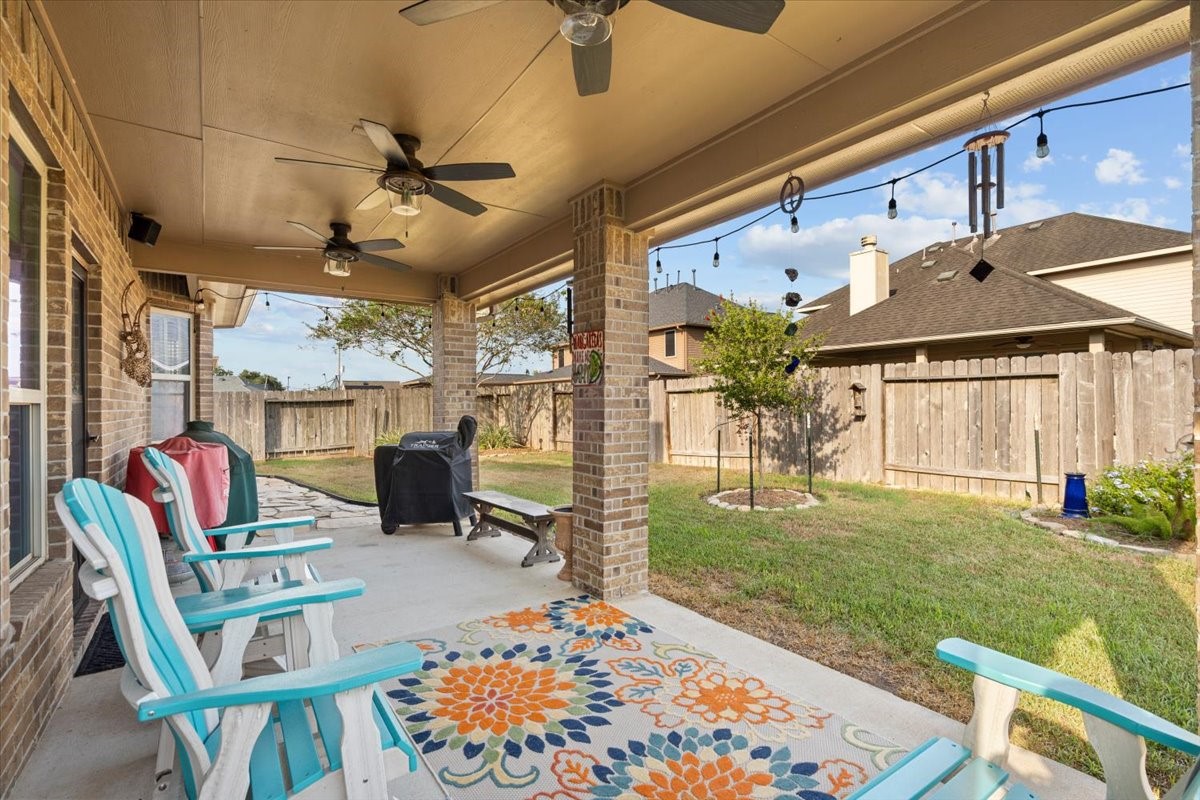 944 Francesca Court, League City, TX 77573