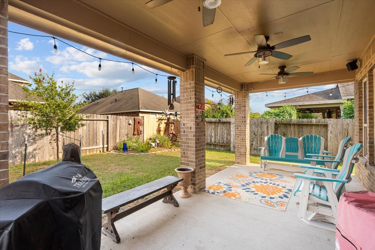 944 Francesca Court, League City, TX 77573