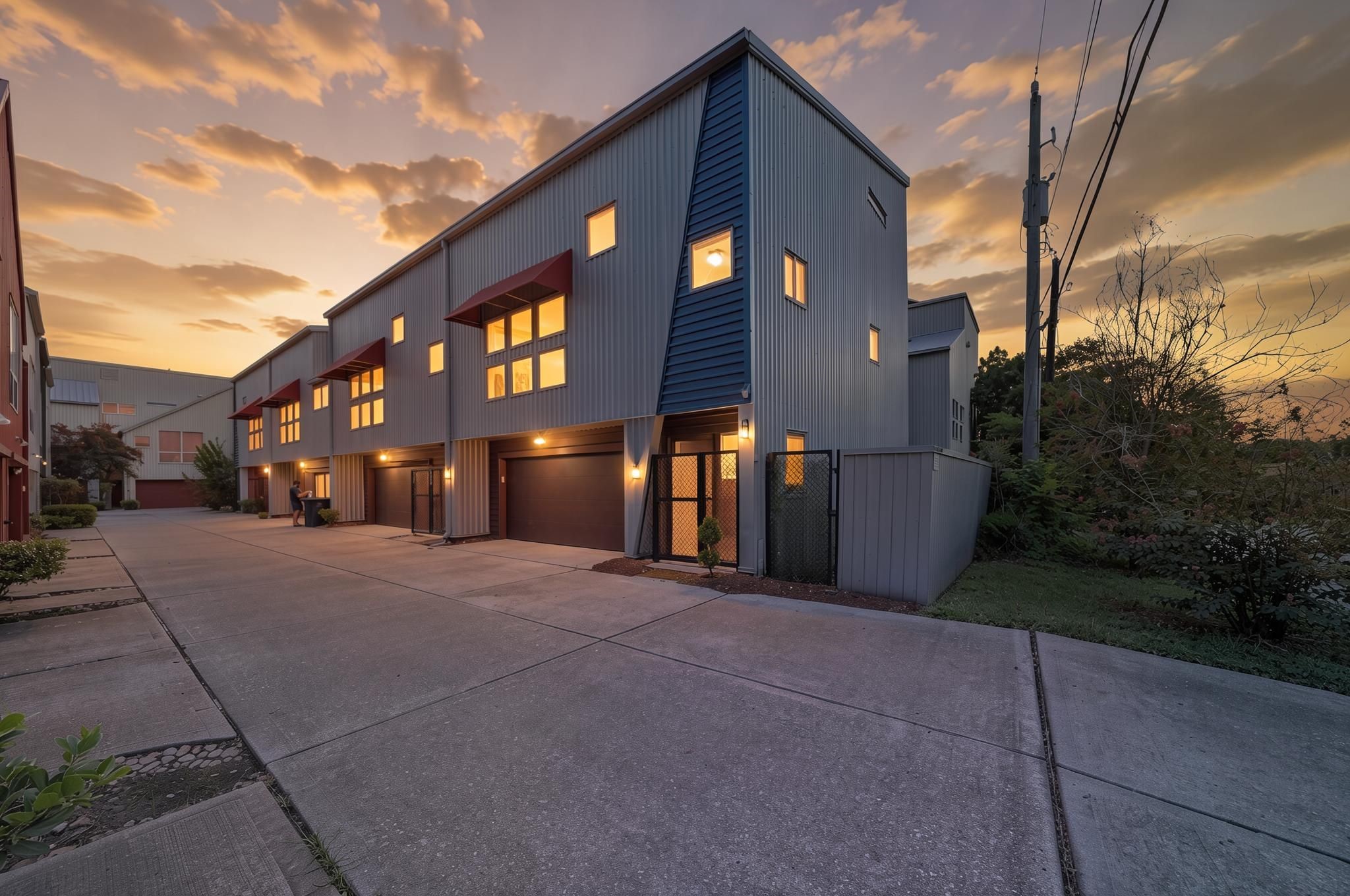 The corner-lot setting helps the home feel more open, with extra exposure and a stronger street presence. Its location within Hermann Park Lofts gives the property a distinct inner-loop feel.