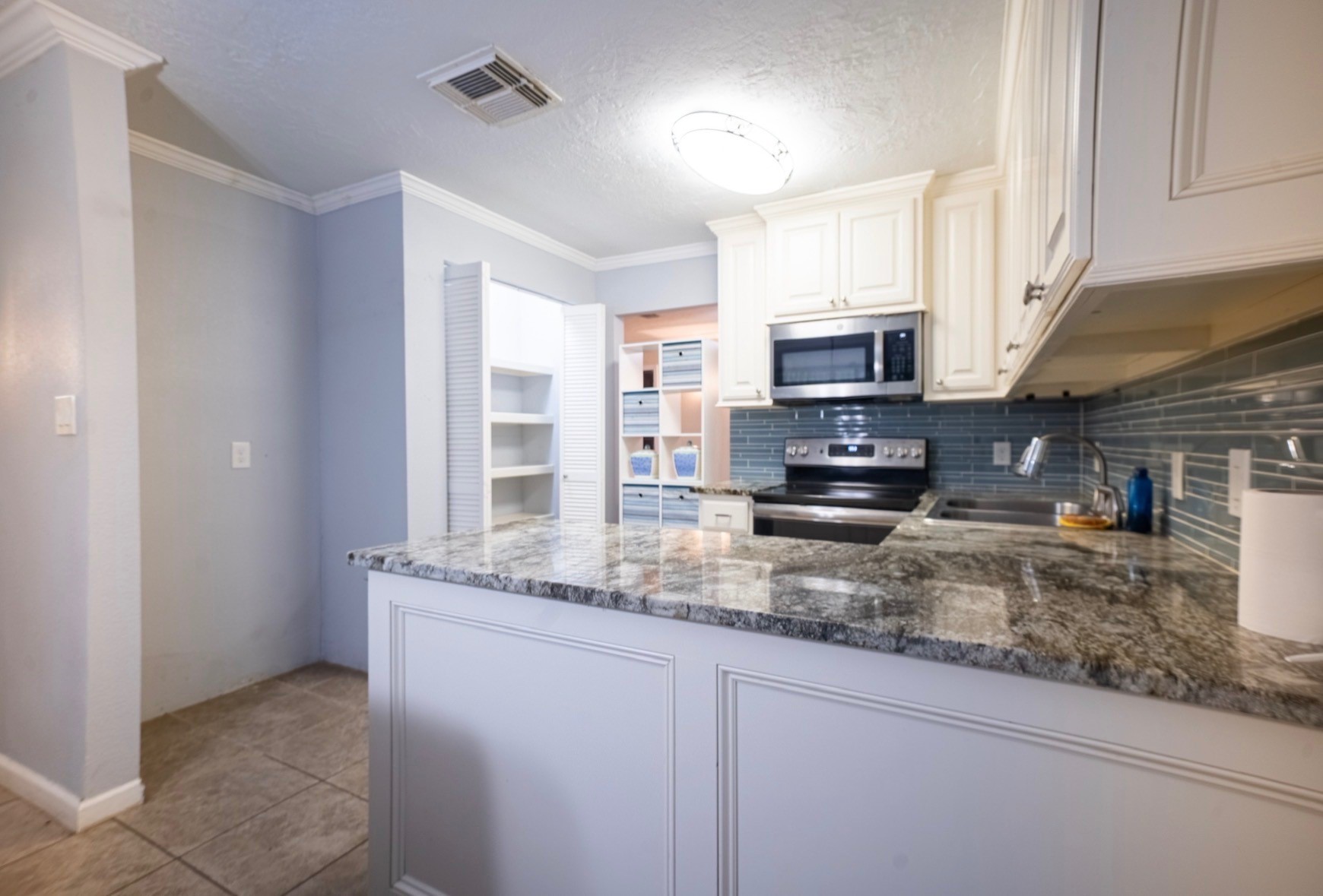 2117 Pecan Street, Dickinson, TX 77539