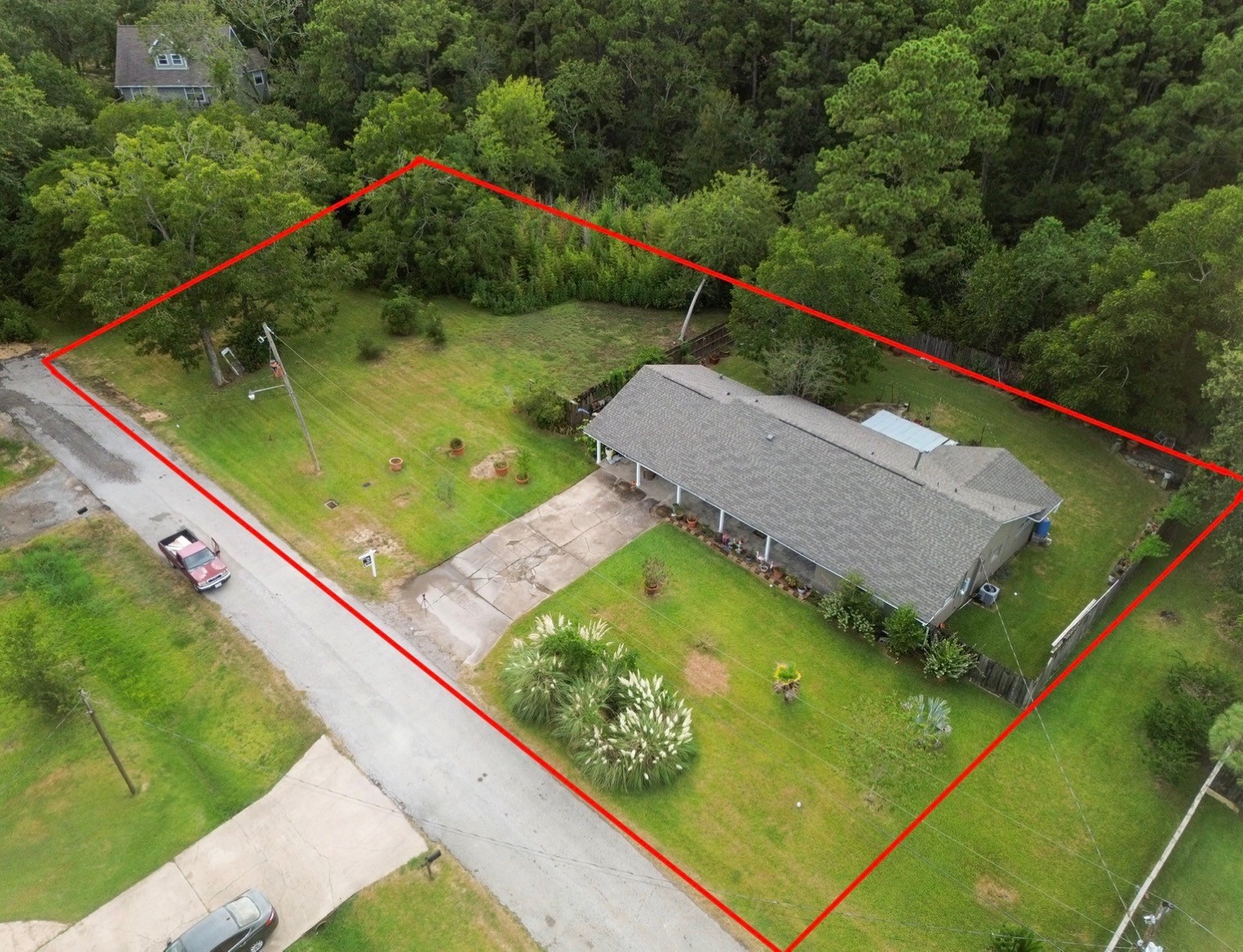 2117 Pecan Street, Dickinson, TX 77539 2117 Pecan Street, Dickinson, TX 77539