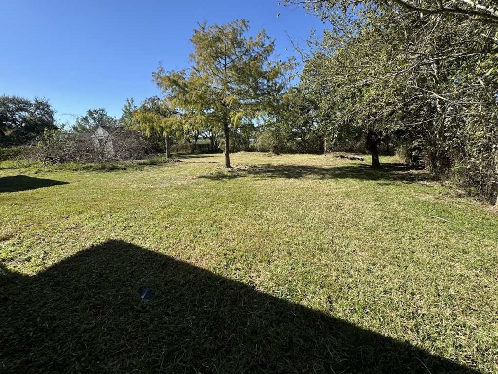 306 Tennyson Street, San Leon, TX 77539