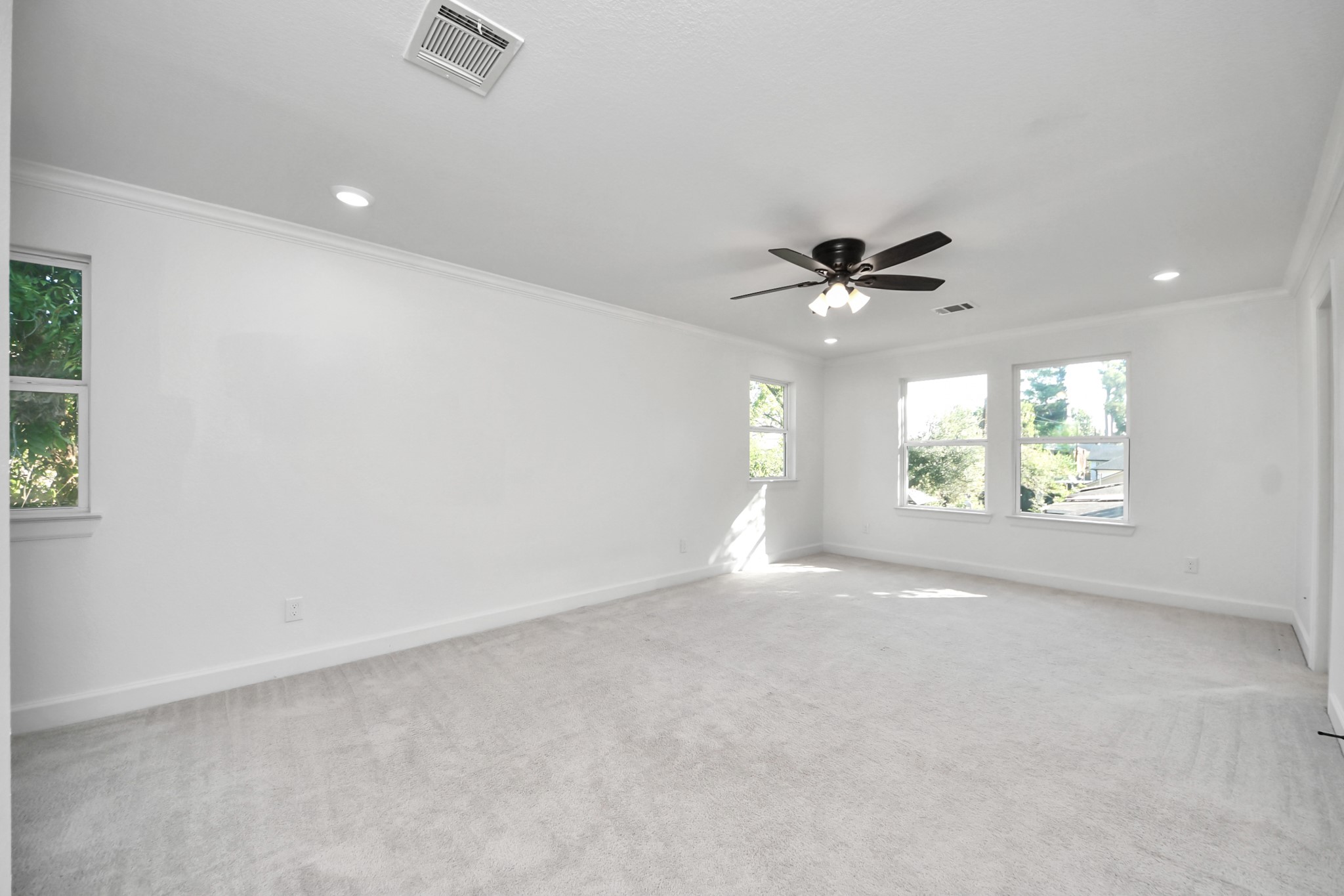 10038 Westview Drive, Houston, TX 77055