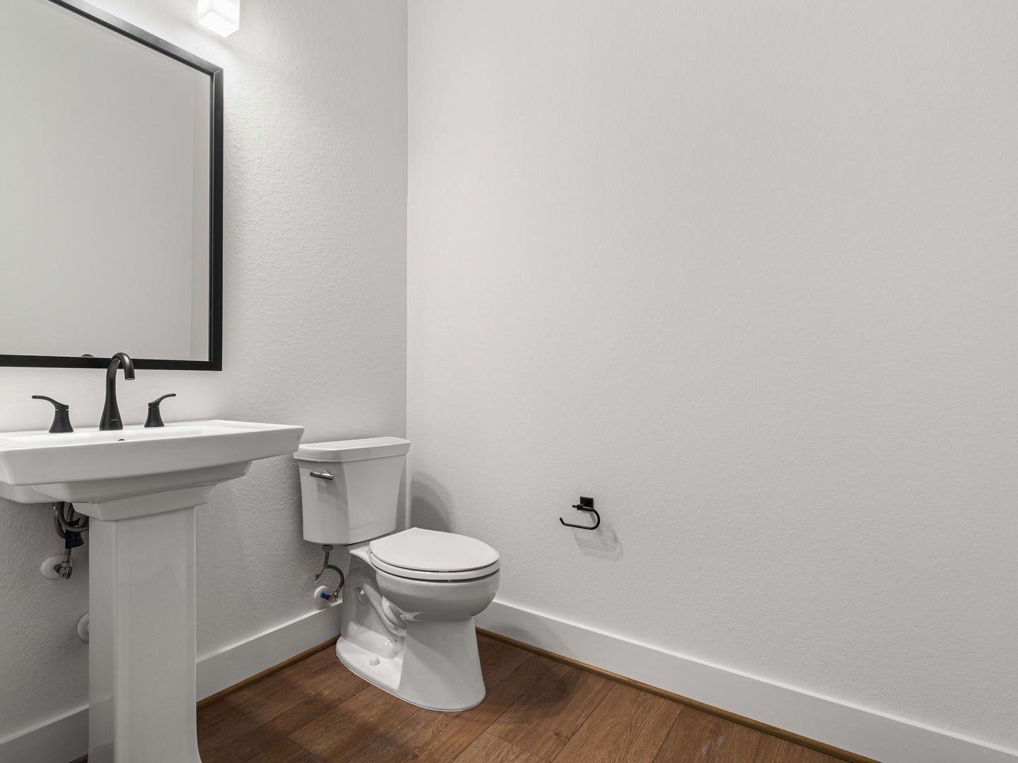 Woodhavyn_Fenton_Classic_13_Bath Room_05