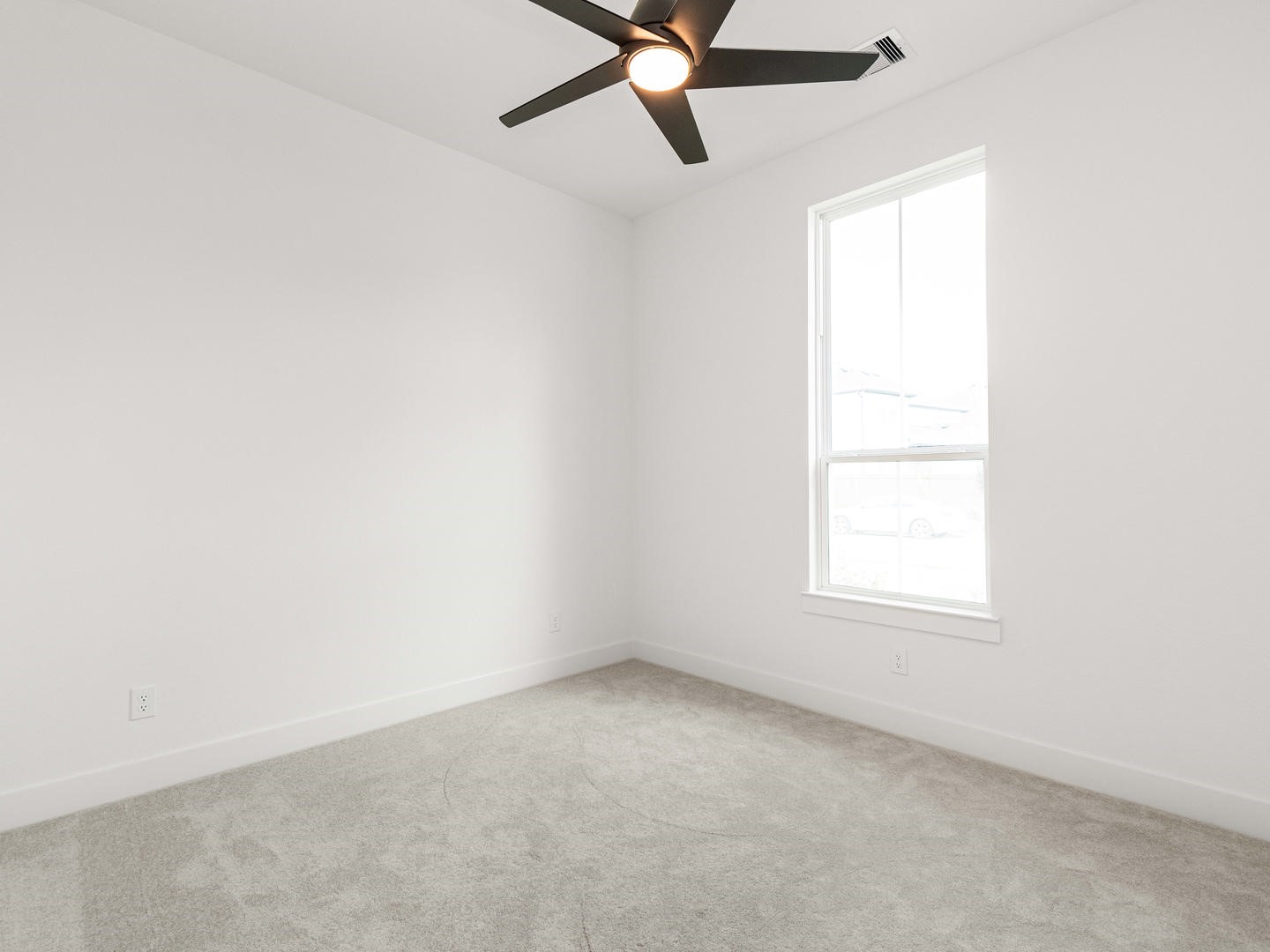 Woodhavyn_Fenton_Classic_13_Bed Room_02