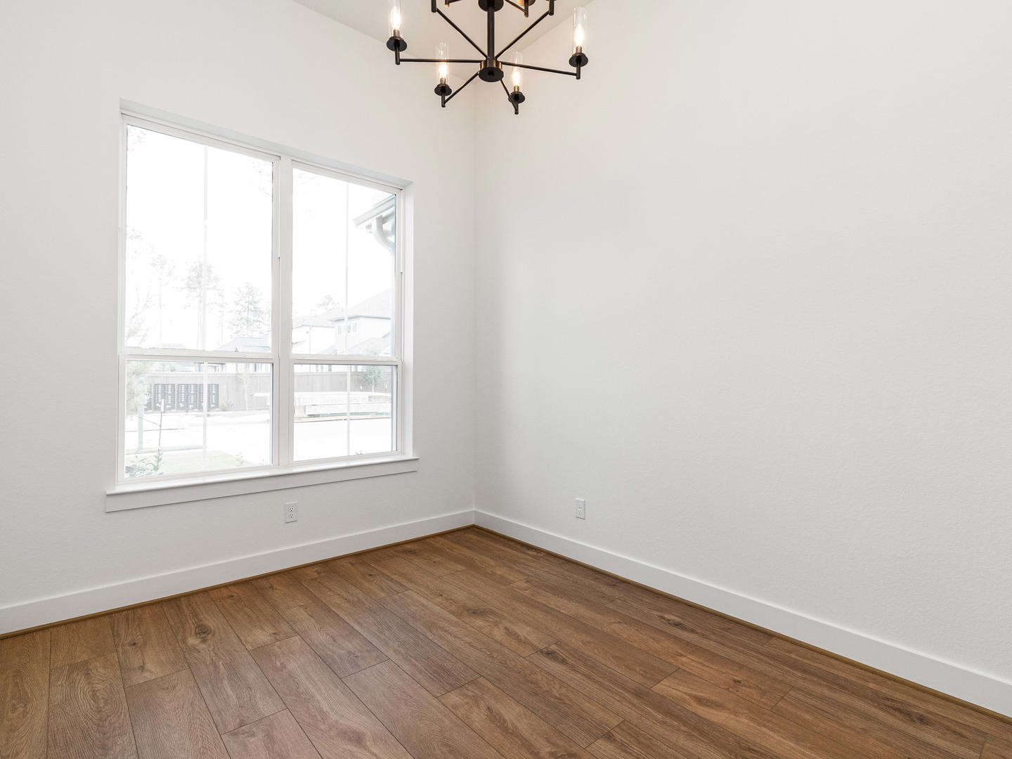 Woodhavyn_Fenton_Classic_13_Bed Room_01