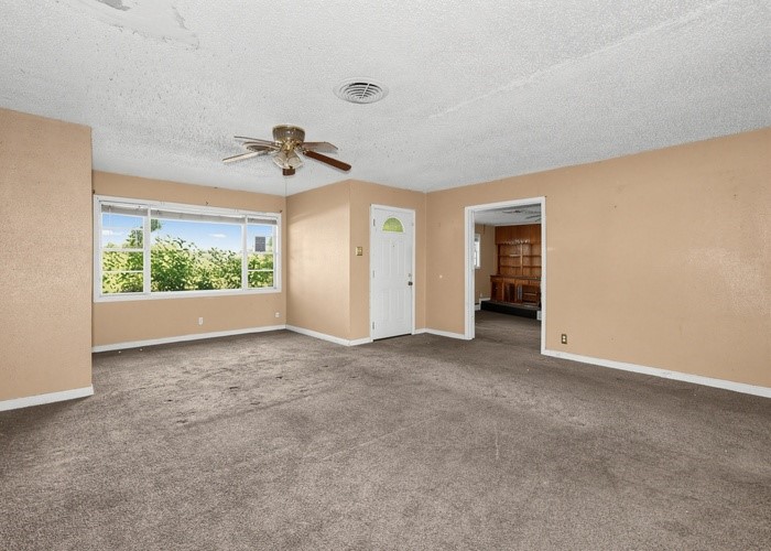2109 Oaks Drive, Pasadena, TX 77502