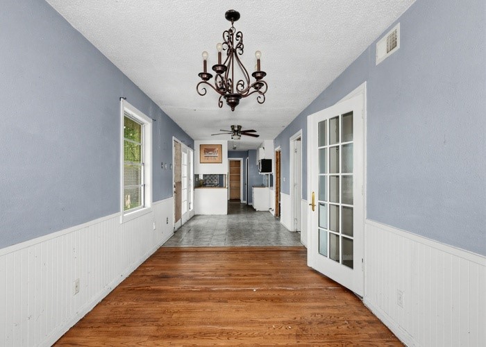 2109 Oaks Drive, Pasadena, TX 77502