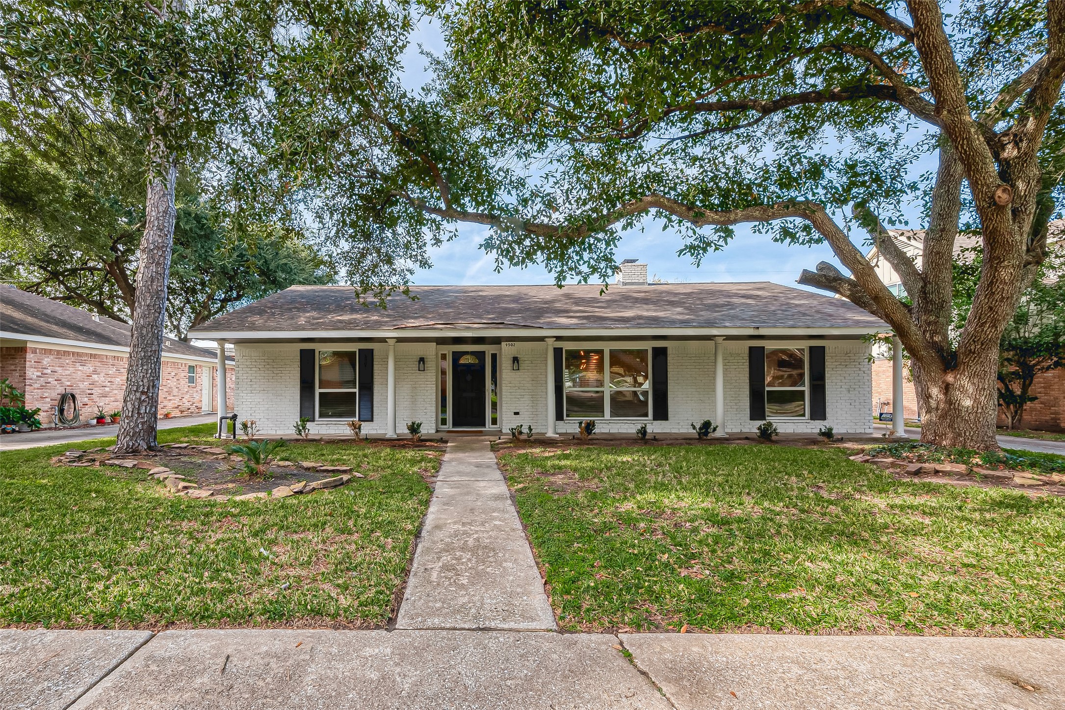9502 Bob White Drive, Houston, TX 77096 9502 Bob White Drive, Houston, TX 77096