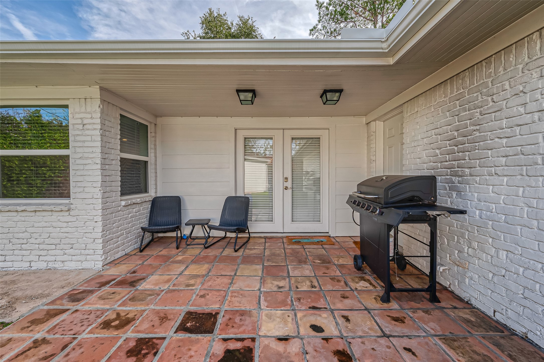 9502 Bob White Drive, Houston, TX 77096
