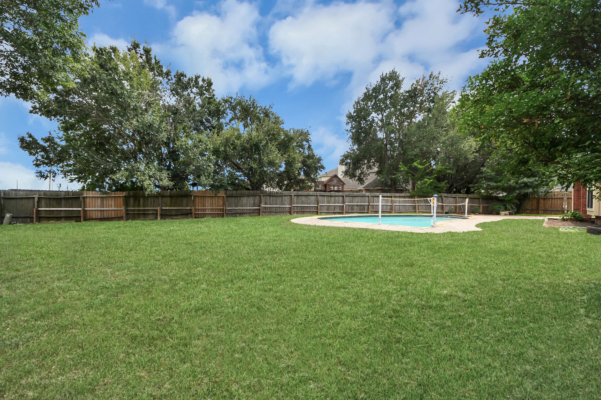214 Willards Way, Stafford, TX 77477