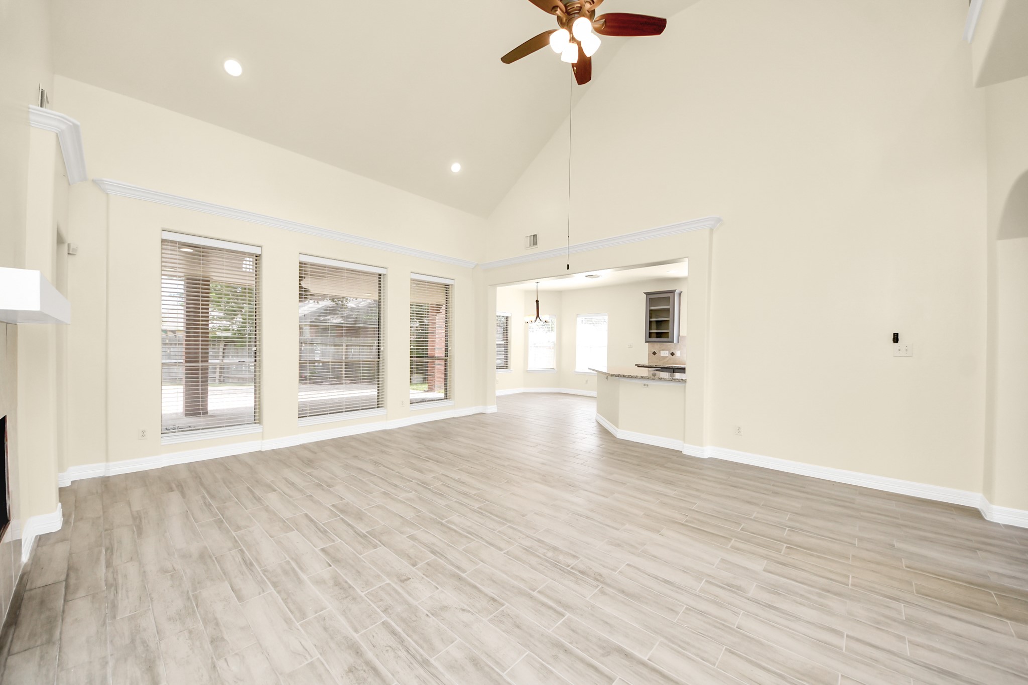 214 Willards Way, Stafford, TX 77477