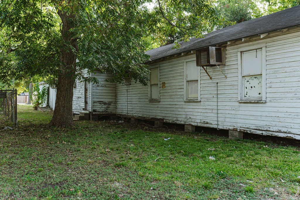 3216 Collingsworth Street, Houston, TX 77026