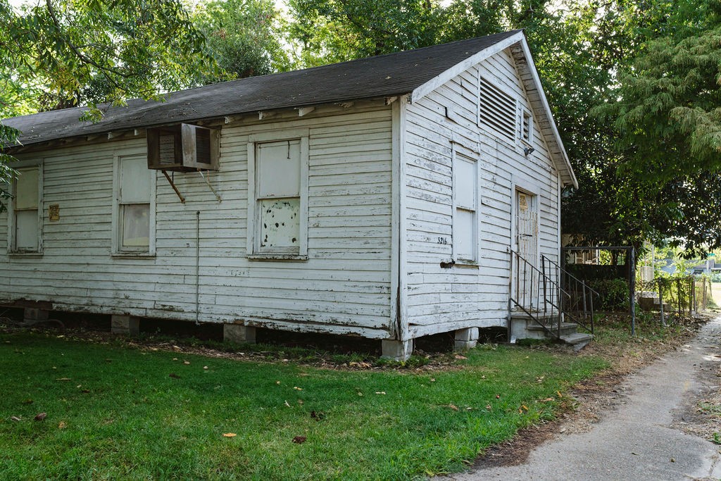 3216 Collingsworth Street, Houston, TX 77026
