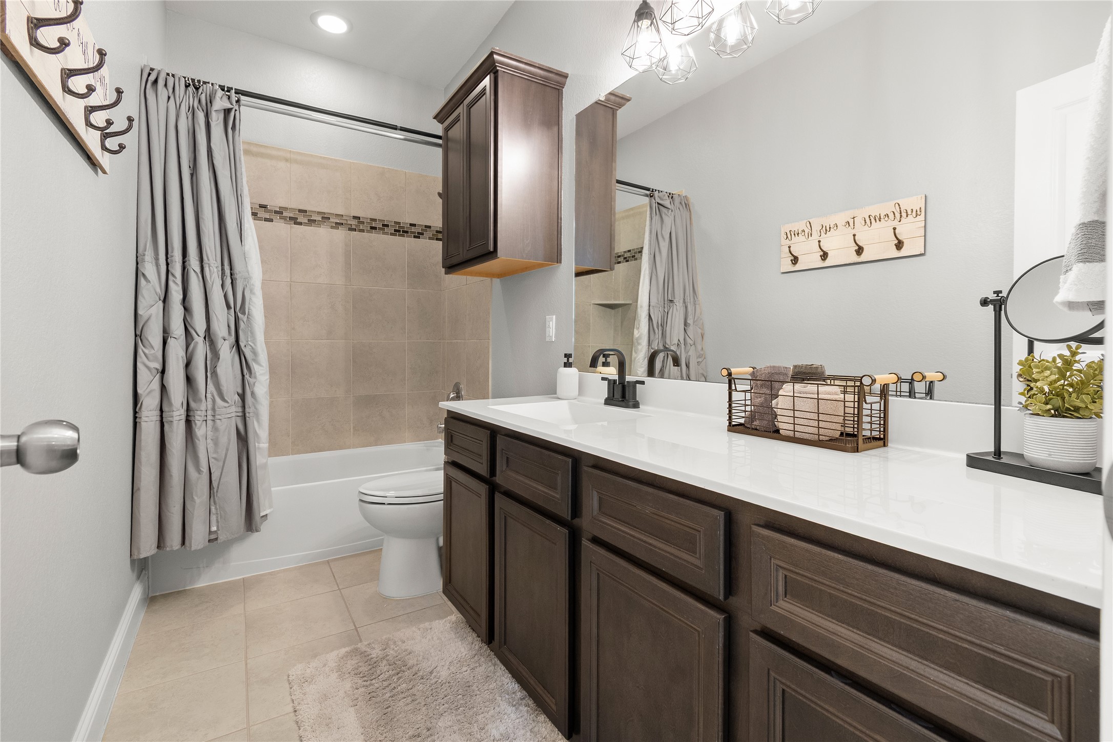 2609 Mystic Springs Lane, League City, TX 77573