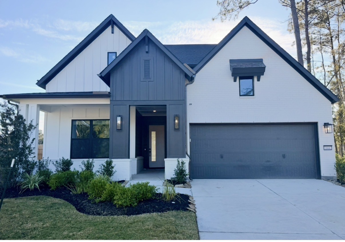 Welcome to The Lavender by David Weekley Homes. Move-In Ready Now!