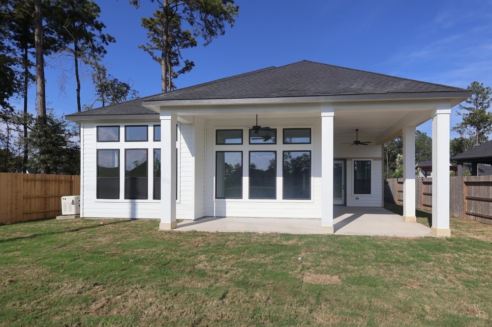 Welcome to The Lavender by David Weekley Homes. Move-In Ready Now!