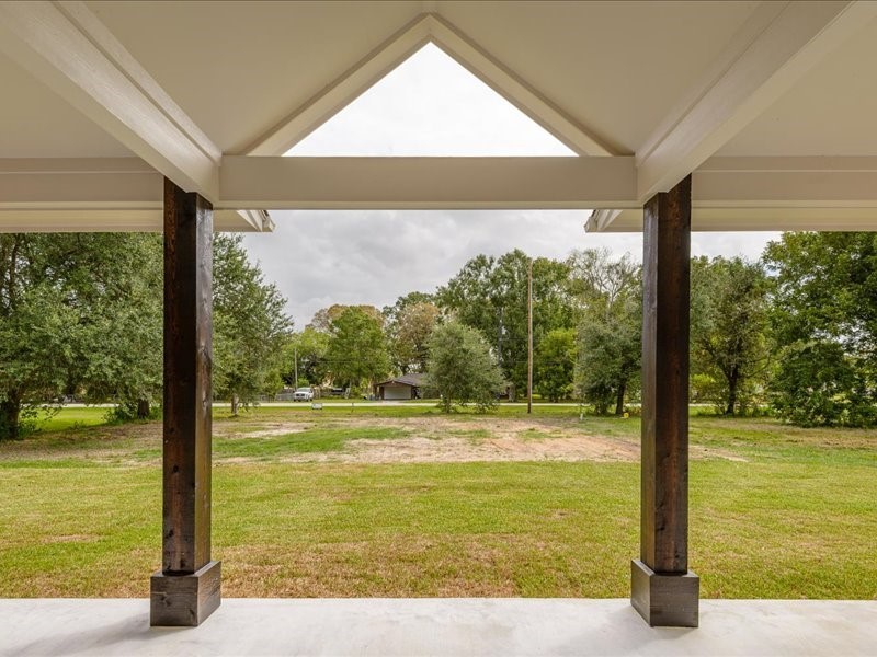 3411 Avenue J 1/2, Santa Fe, TX 77510