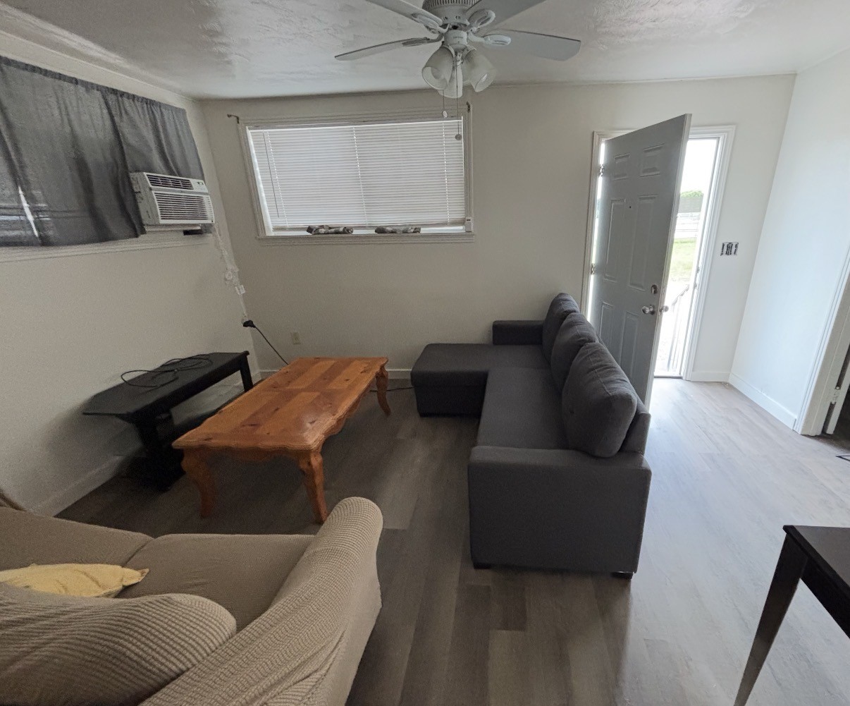 928 Main Street, #922, La Marque, TX 77568 928 Main Street, #922, La Marque, TX 77568