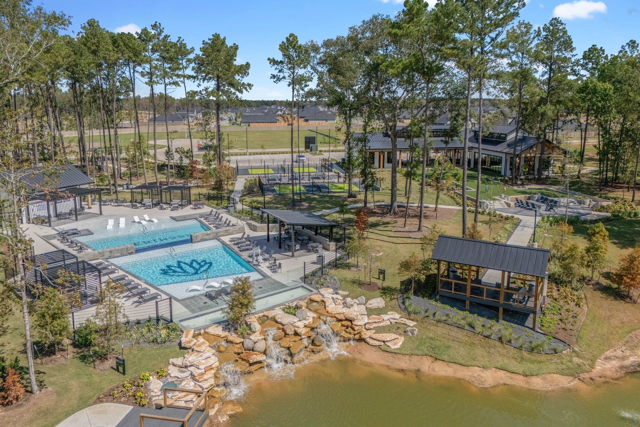 669 Iron Horse Drive, Conroe, TX 77303