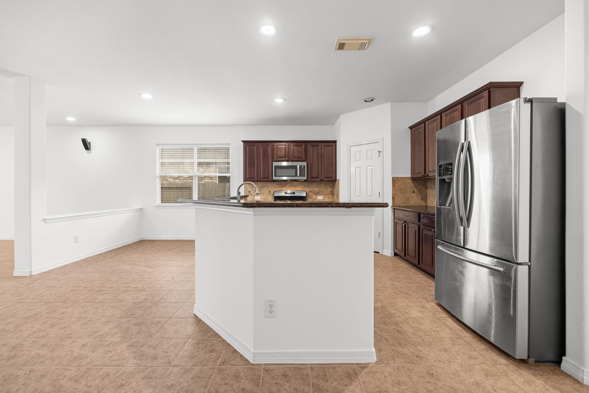 2006 Peonies Court, Pearland, TX 77581