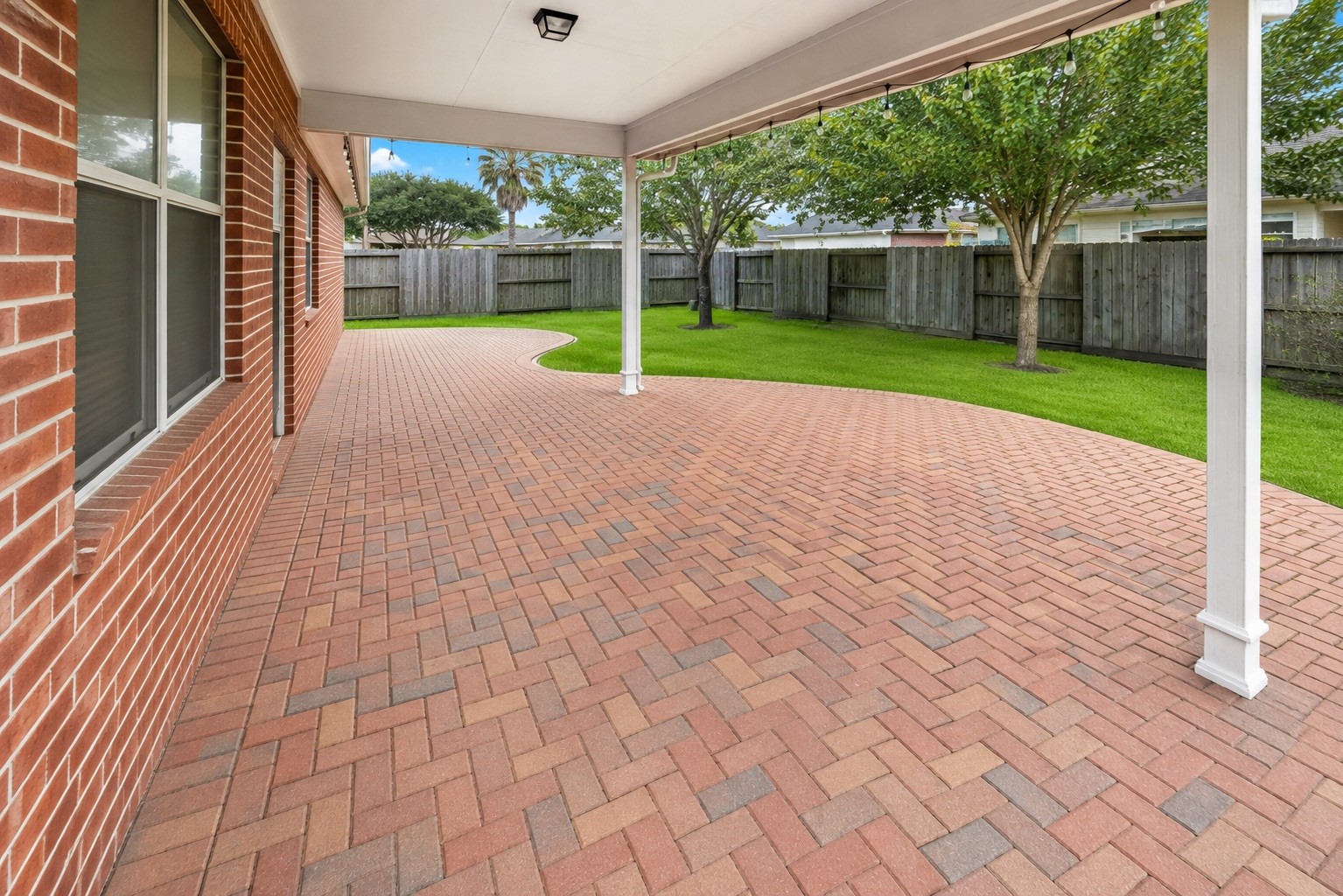 2006 Peonies Court, Pearland, TX 77581