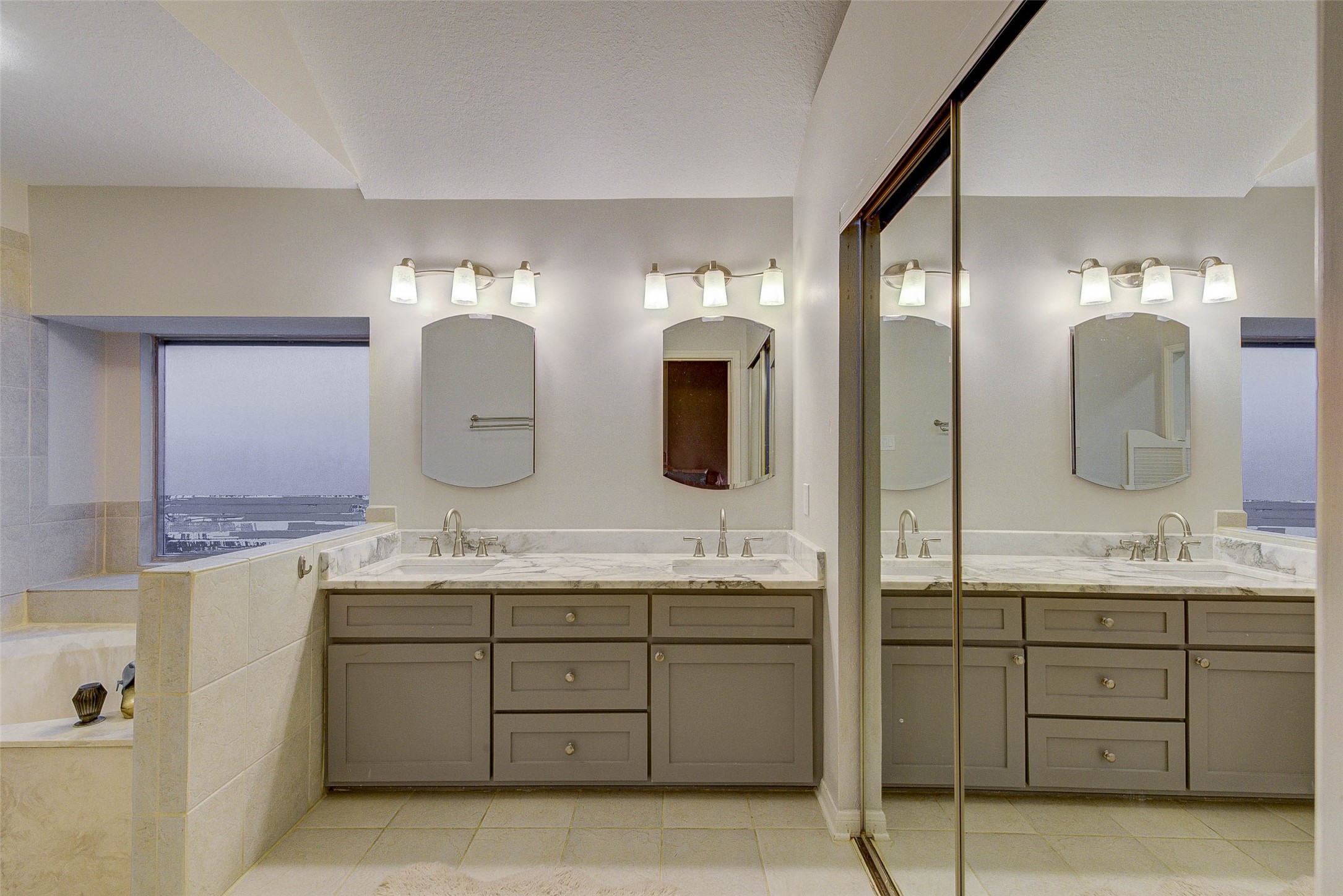 3335 Oak Branch Lane, Sugar Land, TX 77479
