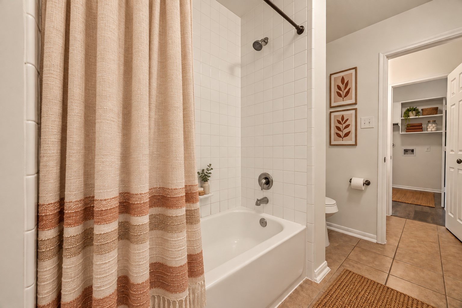Guest Bath 2