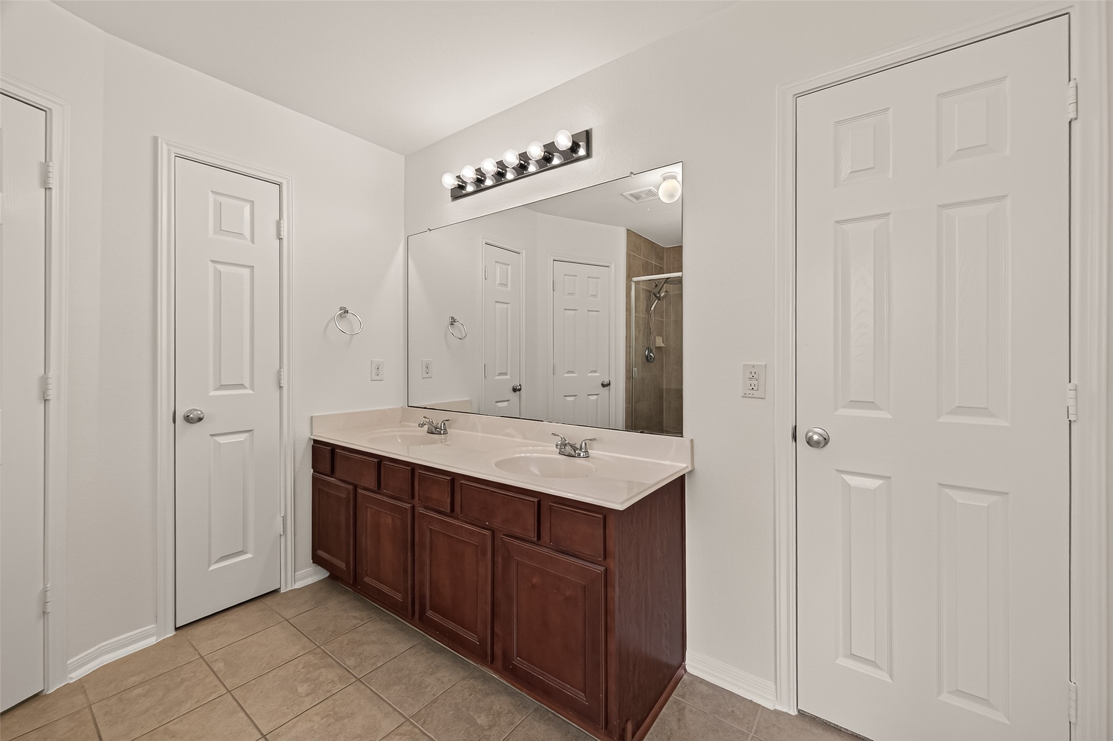 Primary Bath Double Sinks